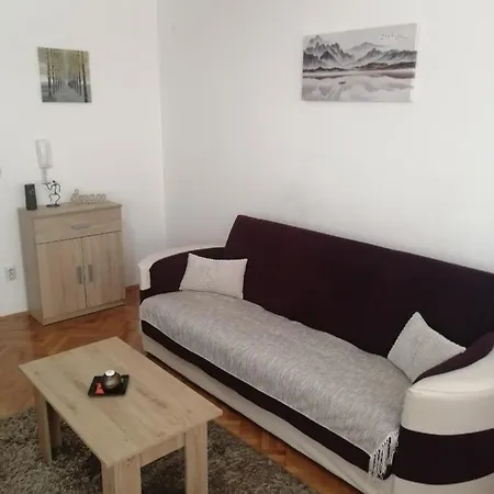 Nada Apartamento Jagodina